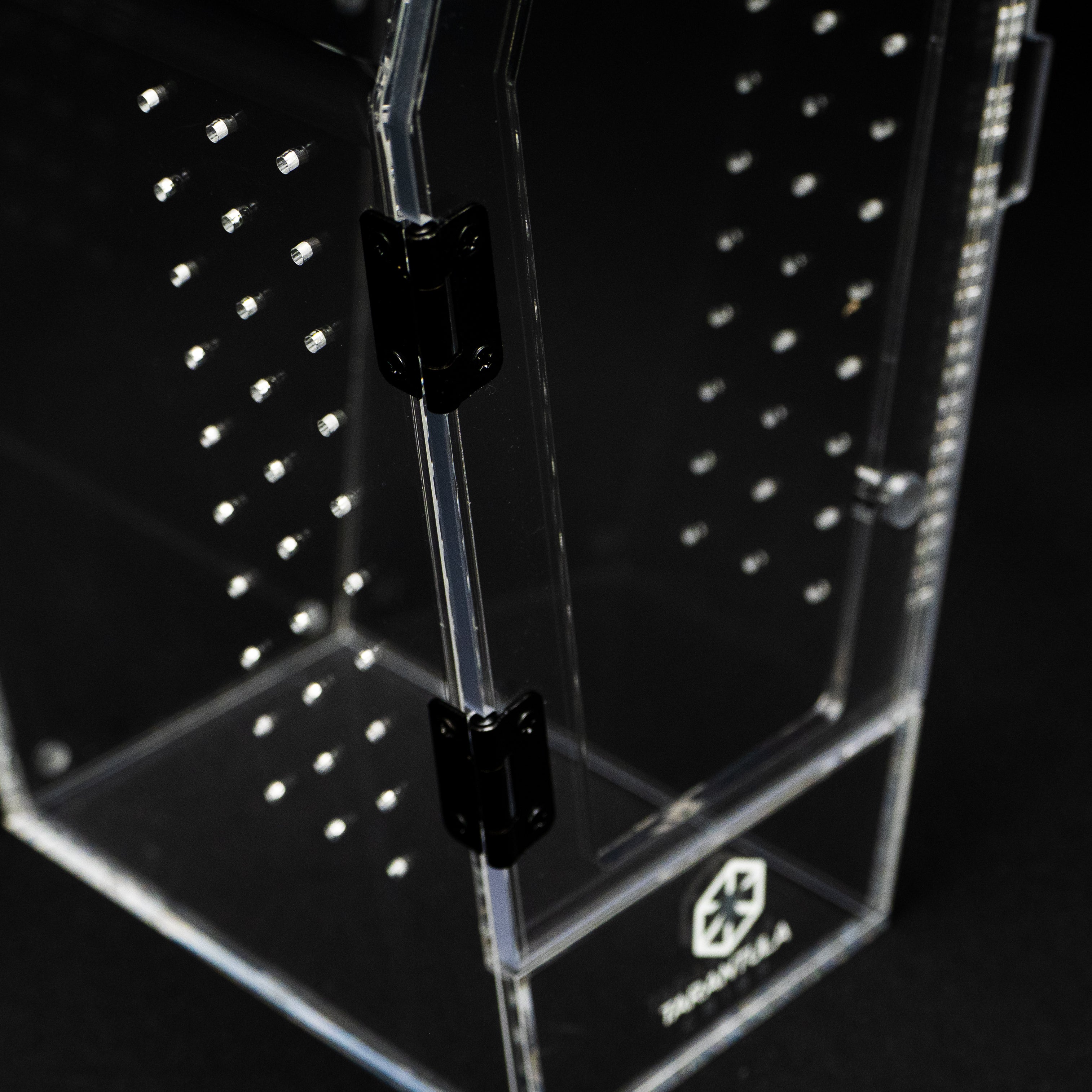 Coffin Crib- Hinged. V1