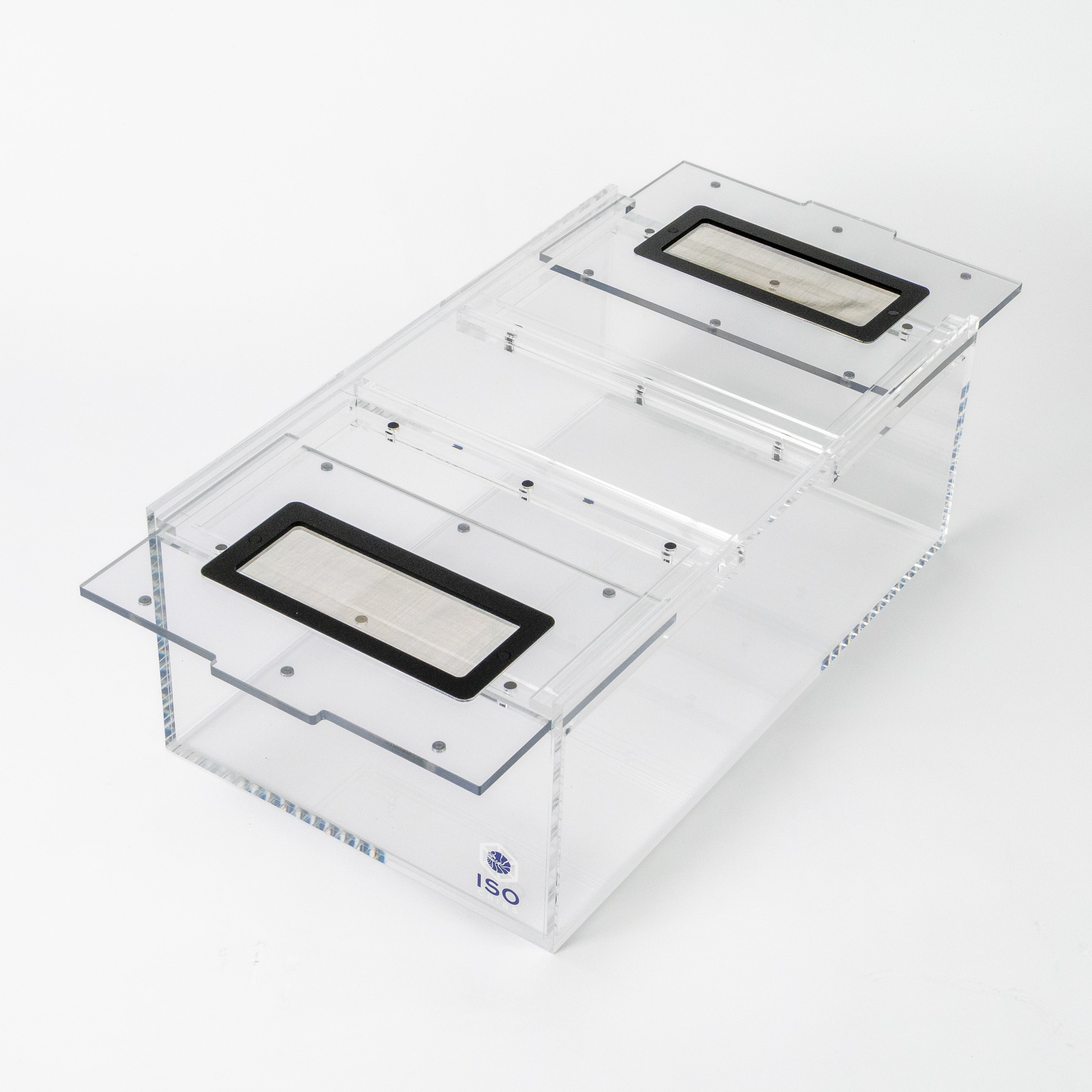 IsoCribs- Isopod Dual Climate Acrylic Enclosure
